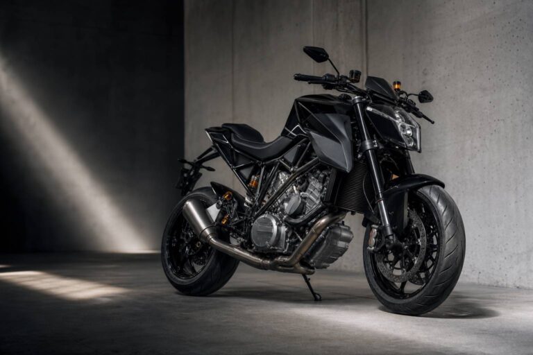 KTM 1290 Super Duke R 2017 : Plongée au cœur de la technologie