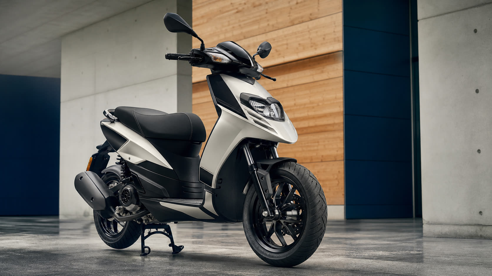 Piaggio Typhoon 125 : redécouverte du scooter urbain emblématique de 2011